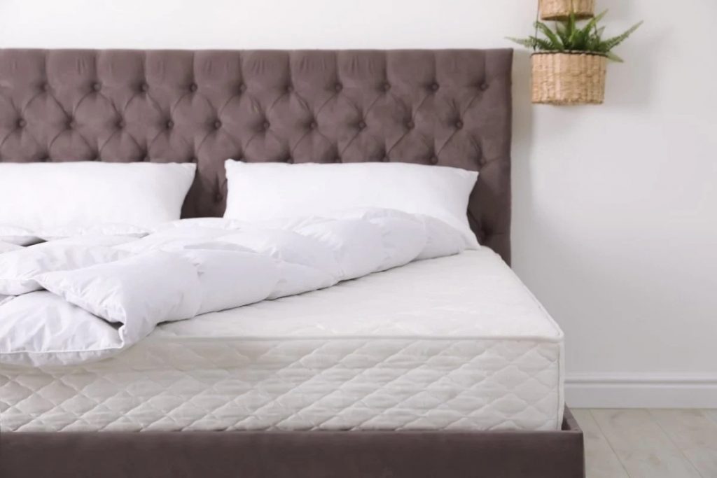 Best Cooling Mattress For Hot Sleepers Of 2022